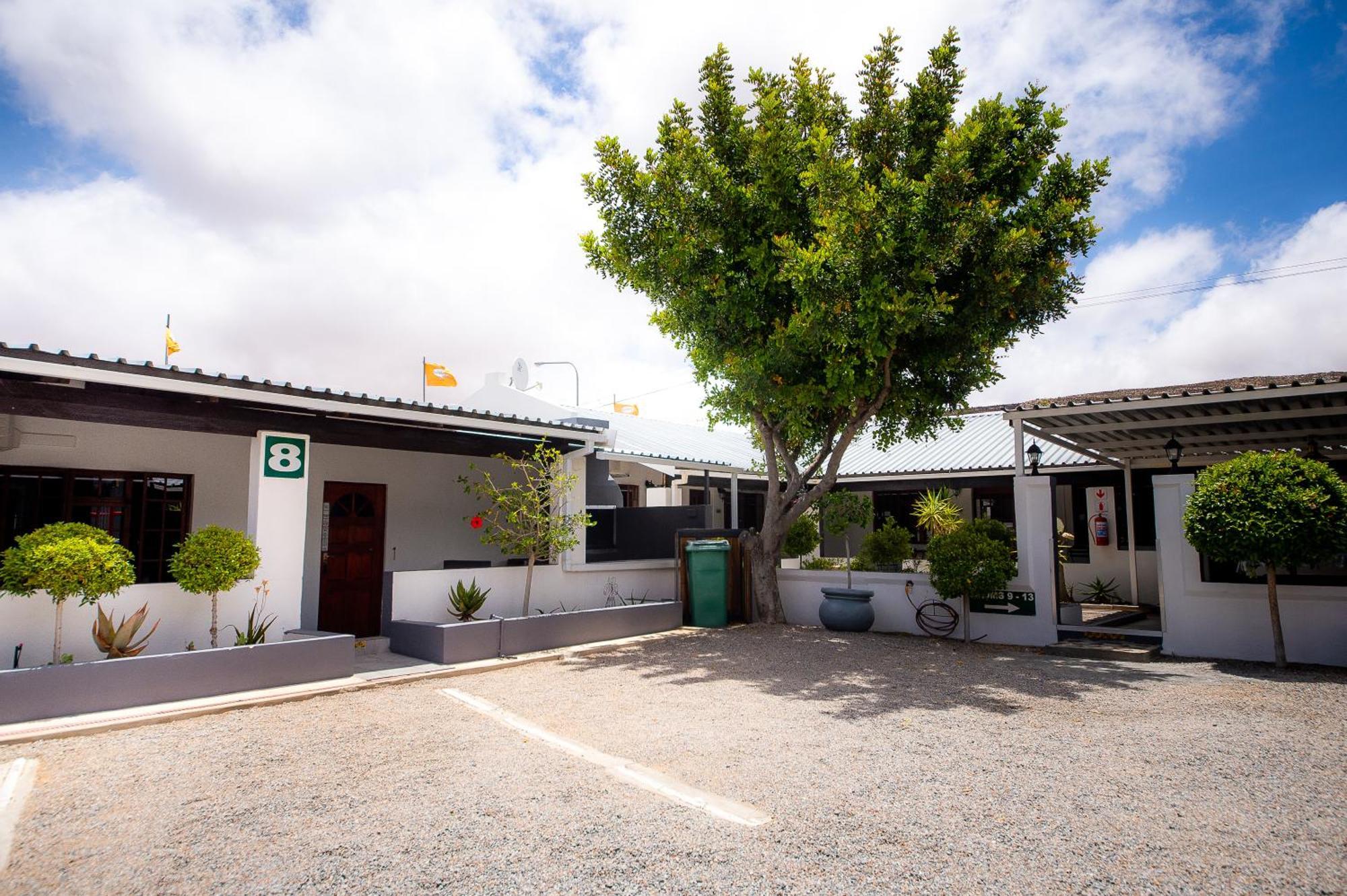 Kleinplasie Guesthouse 스프링복 외부 사진
