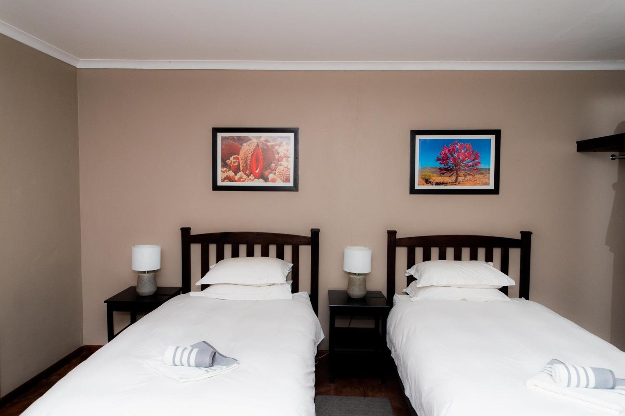 Kleinplasie Guesthouse 스프링복 외부 사진