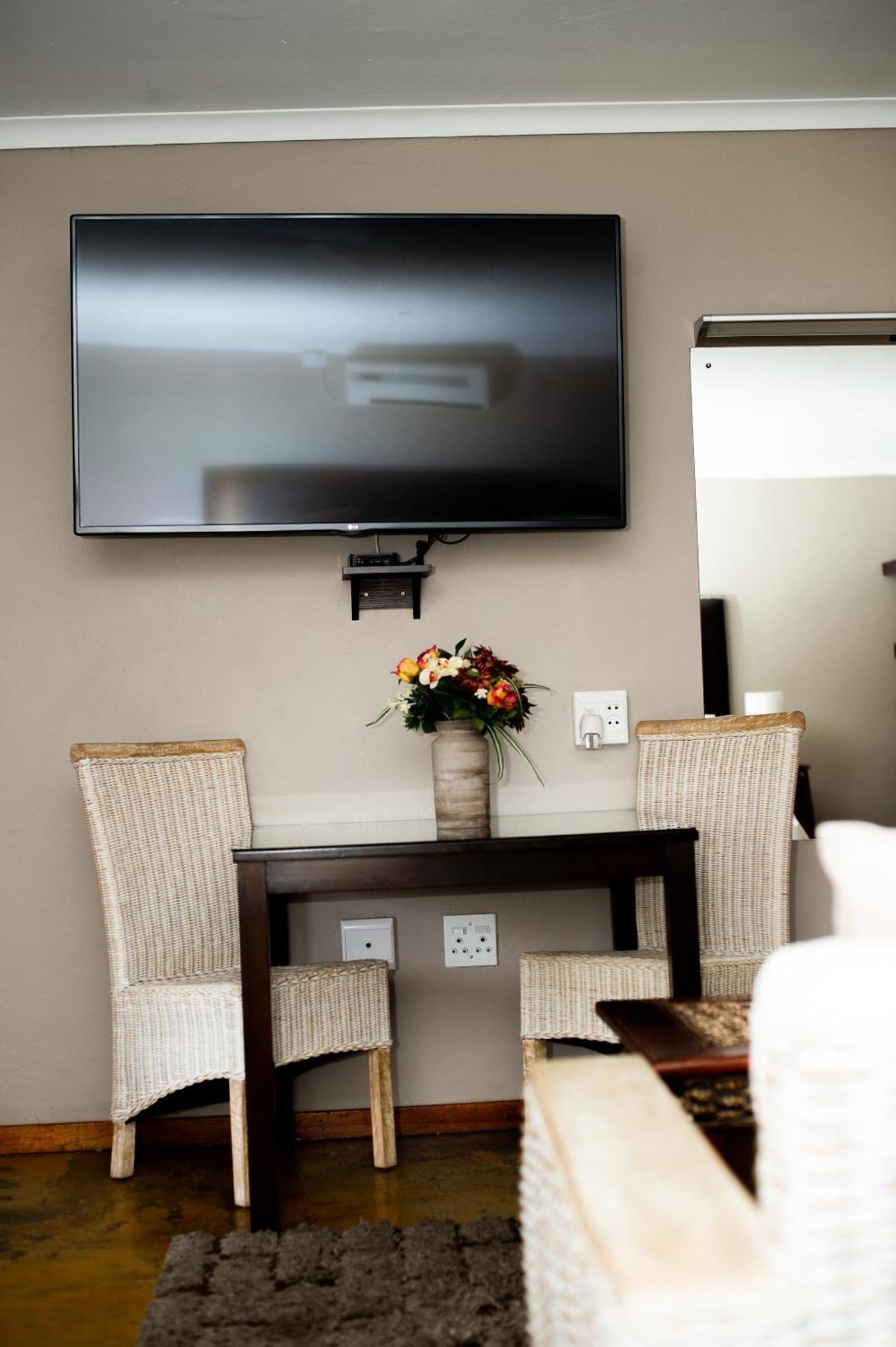 Kleinplasie Guesthouse 스프링복 외부 사진